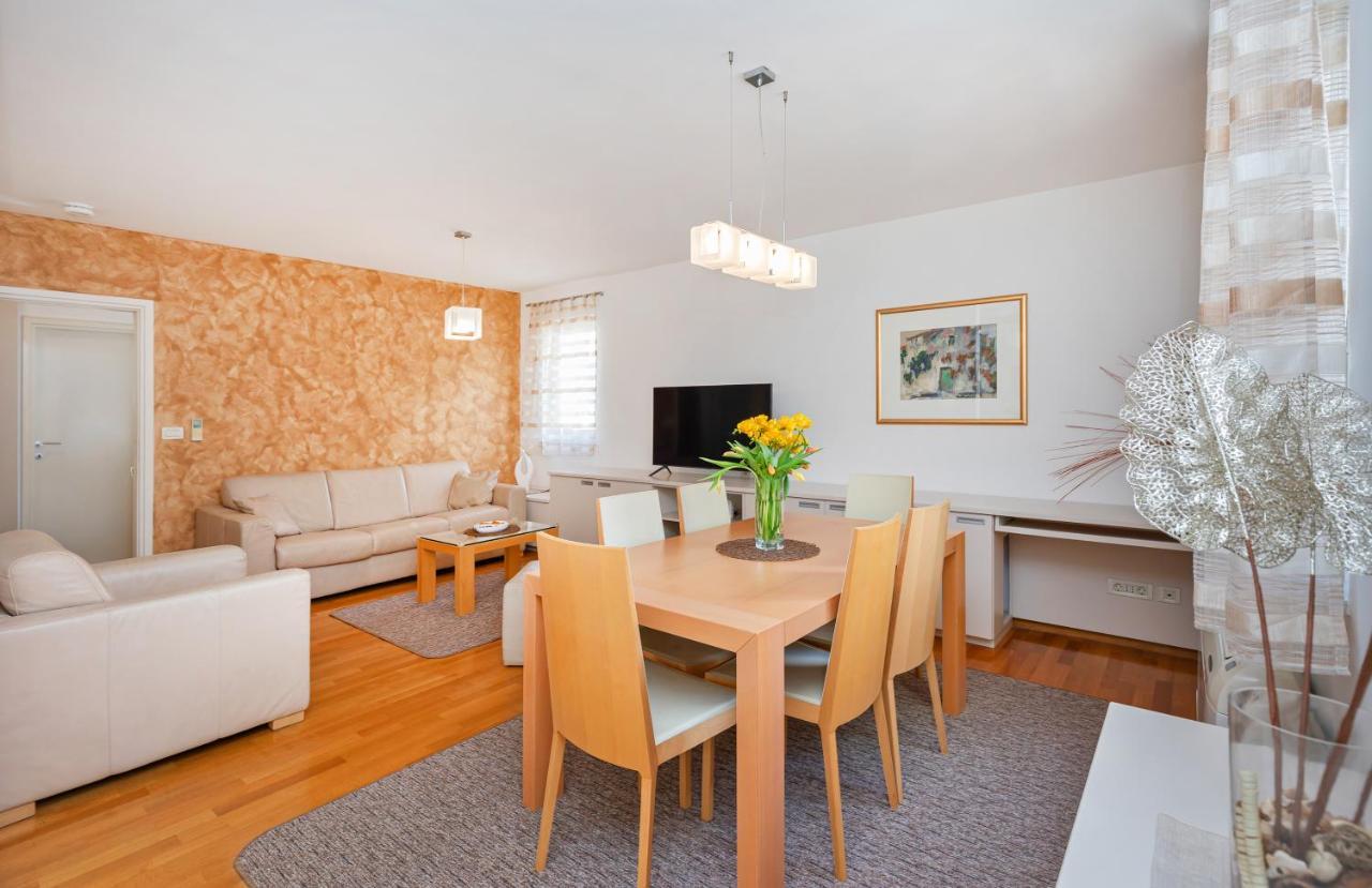Comfortable Apartment Laura Lapad With Garage Dubrovnik Exterior foto