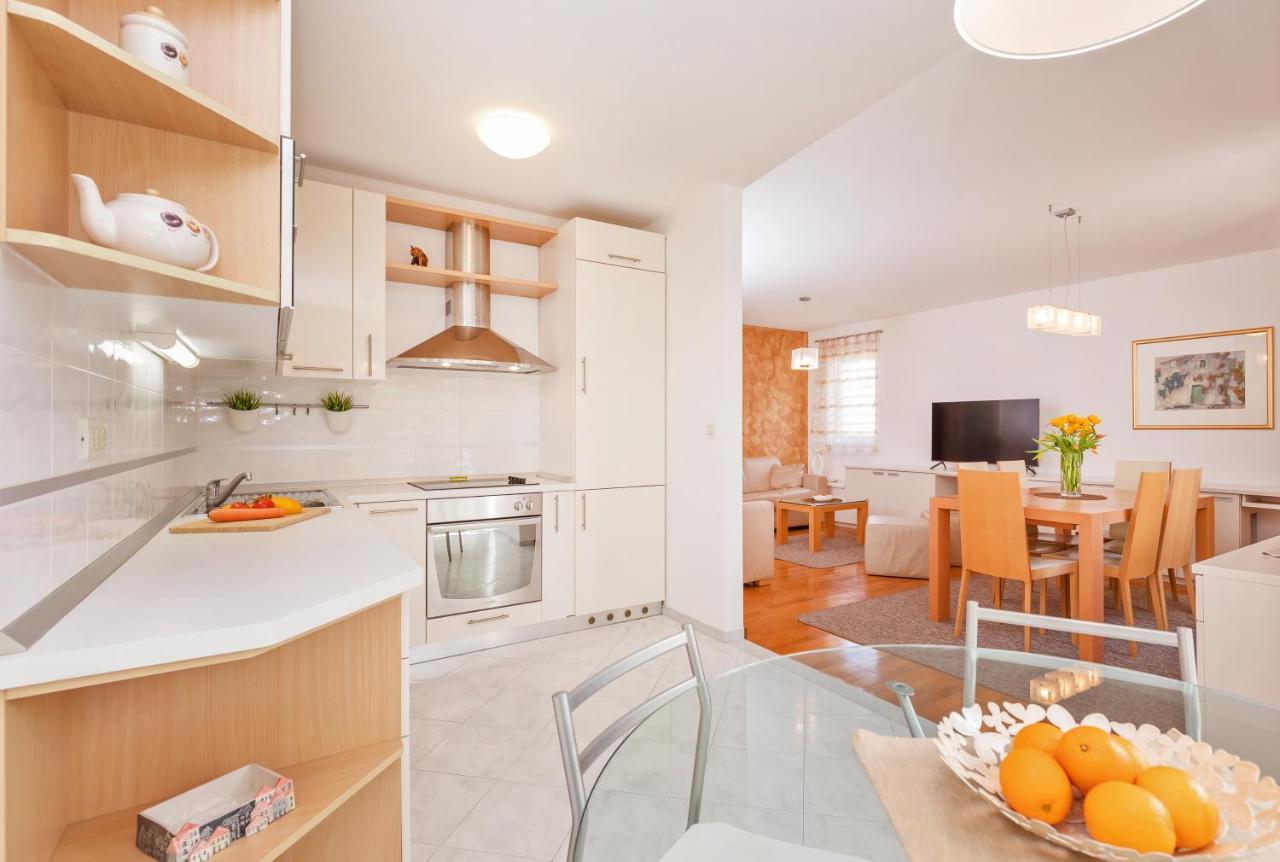 Comfortable Apartment Laura Lapad With Garage Dubrovnik Exterior foto